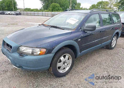 2002 Volvo V70 Xc from USA, damaged, VIN YV1SZ58D721062540